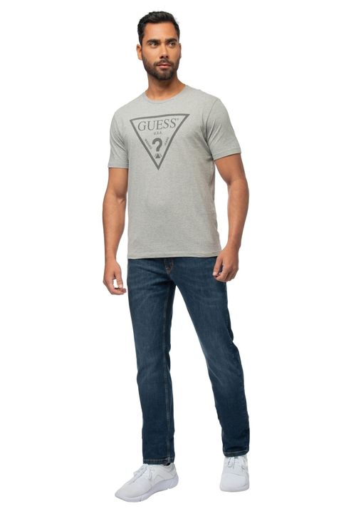 Camiseta Logo Triangulo Relevo Guess Cinza