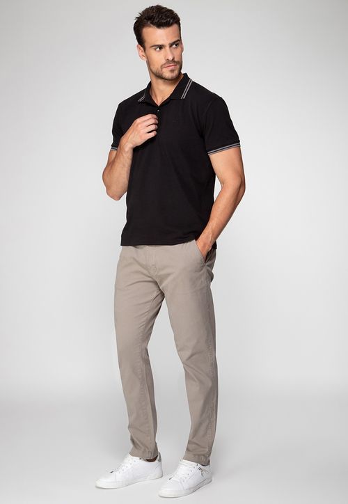 Camisa Polo Guess Triângulo Bordado Preto