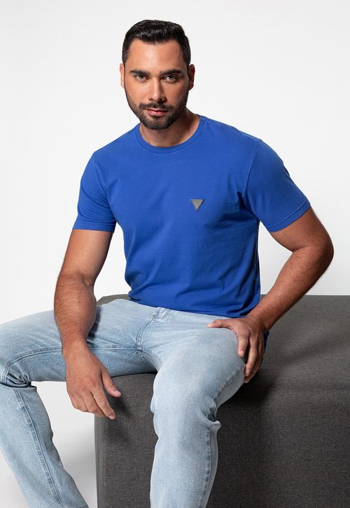 Camiseta Triângulo Emborrachado Guess Azul