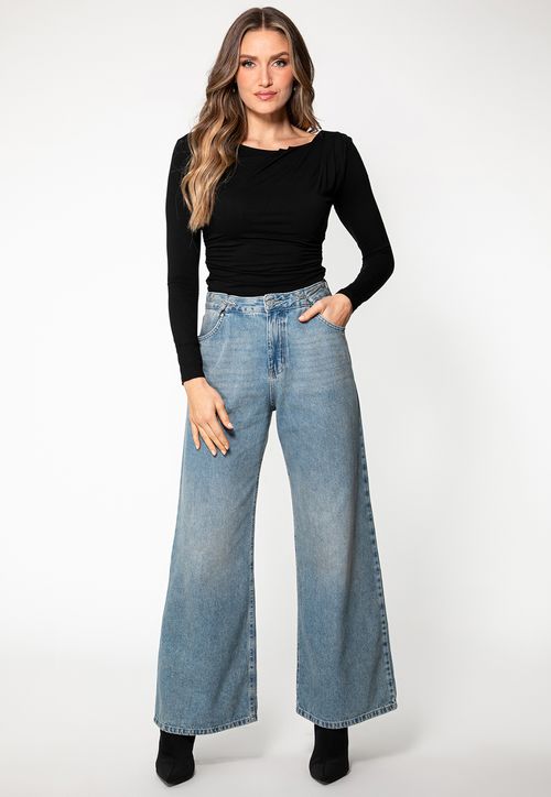 Blusa Manga Longa Franzido Decote Costas Preto