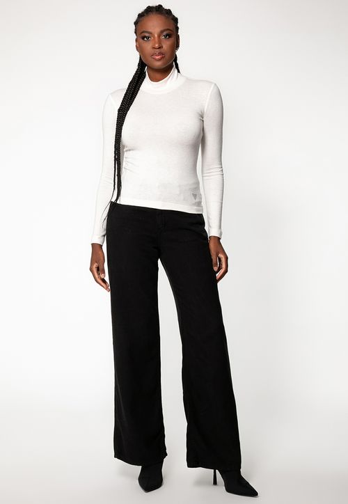 Blusa de Malha Tricot Eco Gola Alta Off White