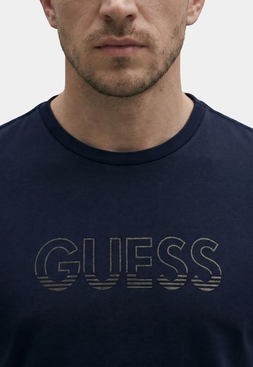 Camiseta Logo Guess Furta Cor Azul Escuro